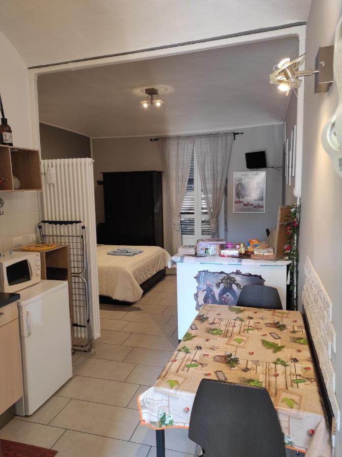 Ferienwohnung Cinecasa Di Andrea E Cristina Turin Exterior foto